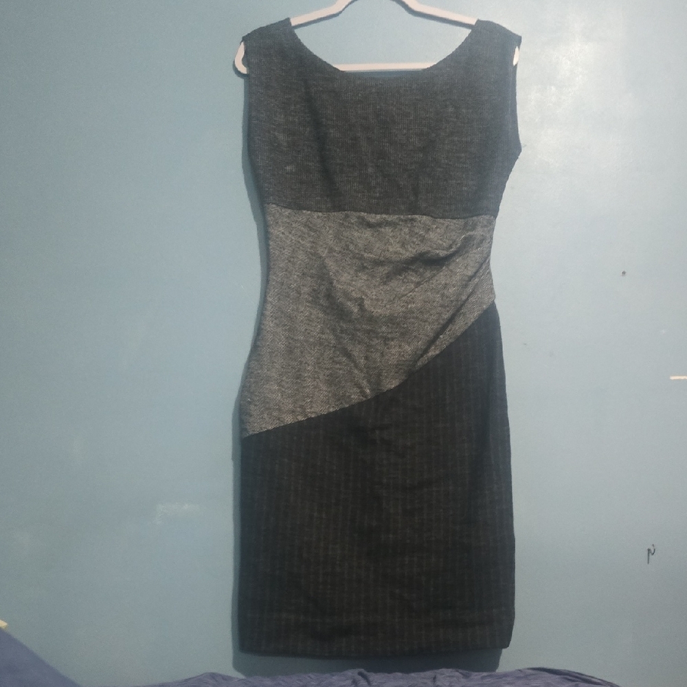 Elegant Gray Sleeveless Dress